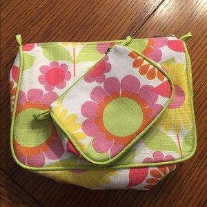 2pc set :Clinique adorable brand new never used m